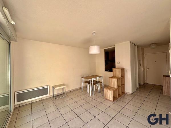 Appartement 2 pièces avec terrasse et garage