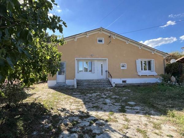 Maison à louer 796 € CC RIBERAC 5 p 86 m² DPE D
