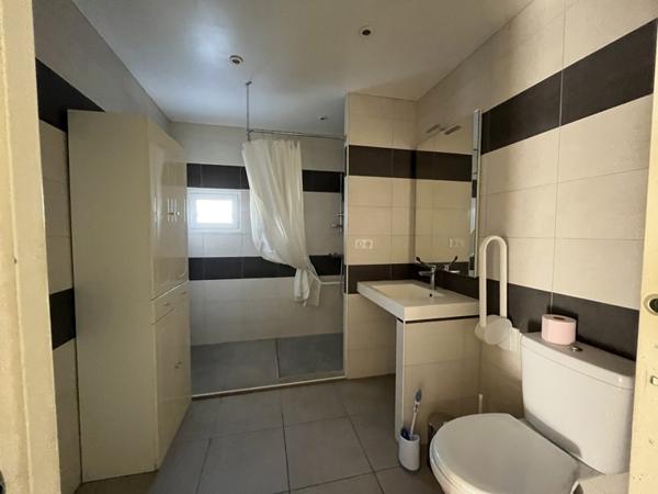 Maison à louer 796 € CC RIBERAC 5 p 86 m² DPE D