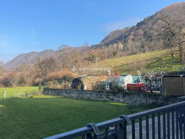 Vente Maison 7 pièces 287 m2 à Lyaud