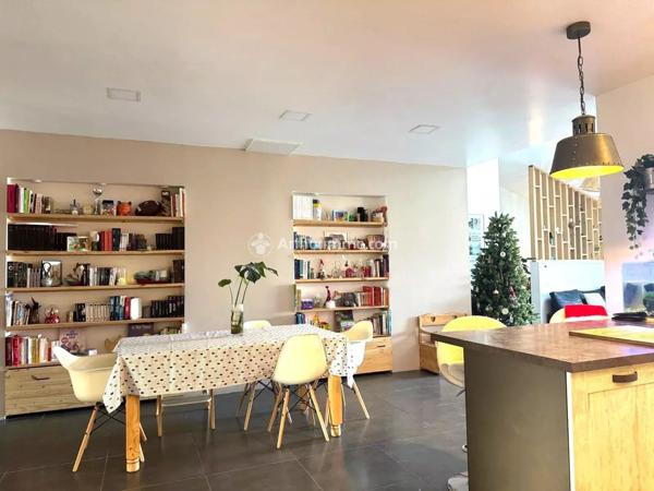 Vente Maison 7 pièces 287 m2 à Lyaud