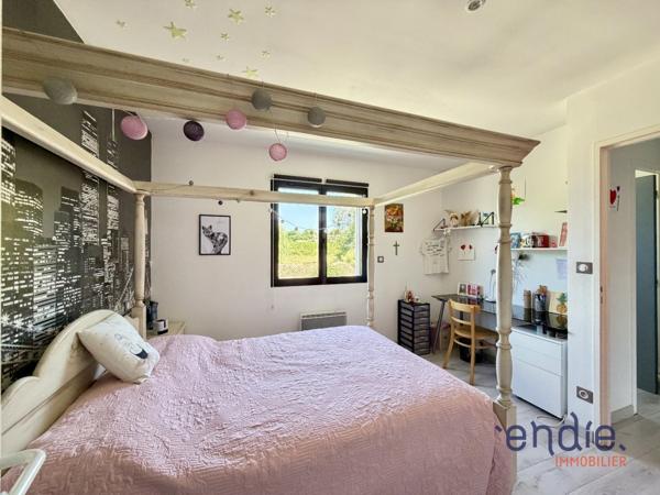 CUNAC - Maison familiale 179 m2 - 5 ch - DPE A - Terrain 759 m2 - Proche ALBI