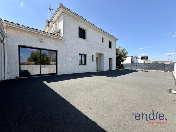 CUNAC - Maison familiale 179 m2 - 5 ch - DPE A - Terrain 759 m2 - Proche ALBI