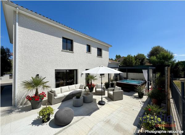 CUNAC - Maison familiale 179 m2 - 5 ch - DPE A - Terrain 759 m2 - Proche ALBI