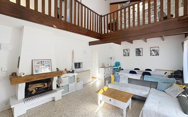 Maison à vendre    6 pièces • 140 m2 Les Pennes-Mirabeau