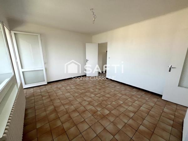 JOLIE MAISON JUMELÉE 100M2  QUARTIER RESIDENTIEL AVEC TERRASSE ; JARDIN 3ARES ET GARAGE 26M2