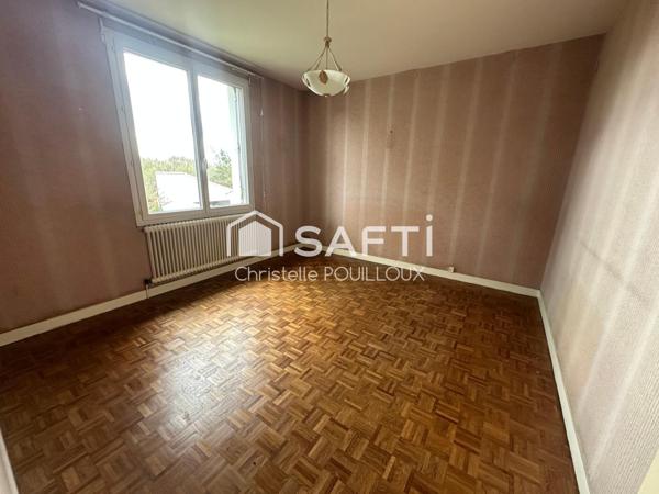 Maison spacieuse, 4 chambres (+1), 2 SDB, 2 garages