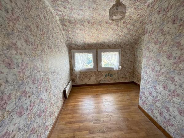 Pleubian, Laneros,Proche Mer , 93 m² , 3 Chambres ,Garage , Véranda ,Dépendance