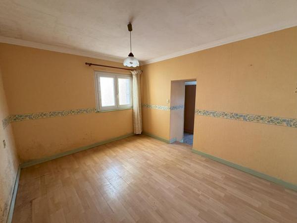 Pleubian, Laneros,Proche Mer , 93 m² , 3 Chambres ,Garage , Véranda ,Dépendance