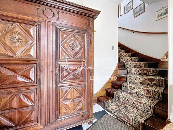 Millau (12100) Immeuble de rapport à deux pas des Quais - Millau