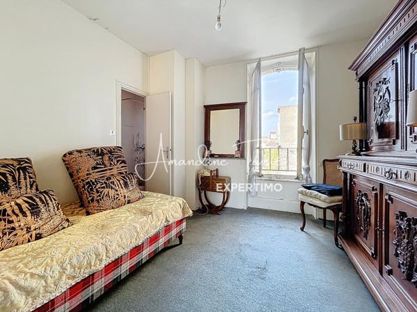 Millau (12100) Immeuble de rapport à deux pas des Quais - Millau