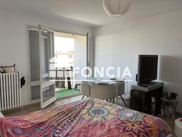 Location Studio 32.5 m² - 19-21 RUE MASSENET Annemasse 74100