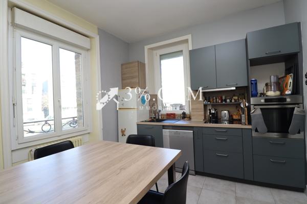 Maison 9 pièce(s) 5 chambre(s) 138 m²
