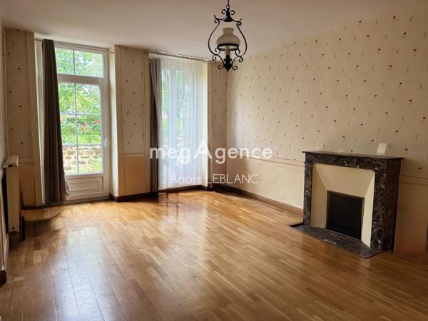 Maison à BAIS, 53160 - 5 pièces 158m²