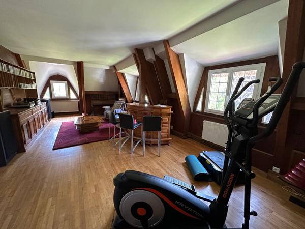 Elégance, volume et art de vivre.