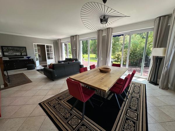 Elégance, volume et art de vivre.