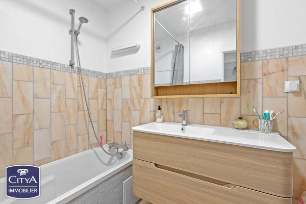 Appartement à vendre 2 pièces 66m² Lille (59800)
