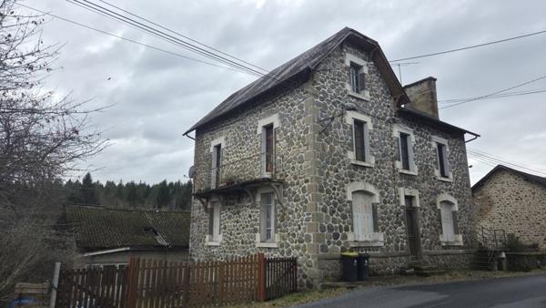 Maison à vendre |  Salon-la-Tour |  7 pièces | 230 m²