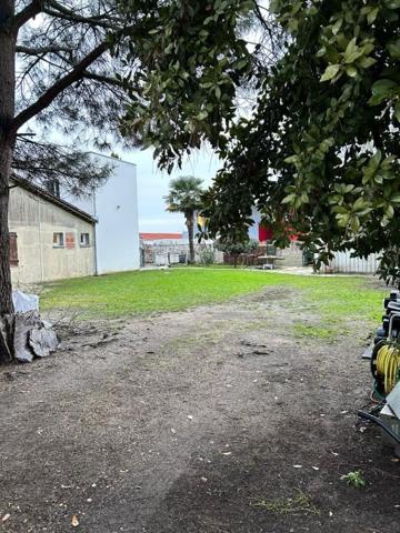 Terrain Eysines 350 m2