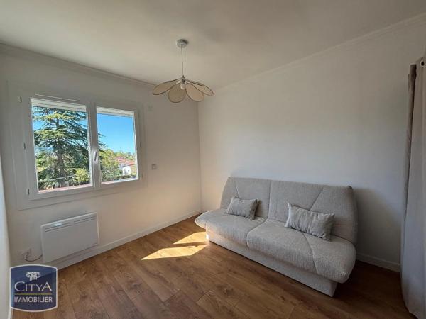 Appartement à louer 3 pièces 64.25m² Bergerac (24100)