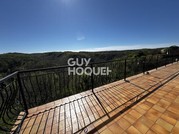MAISON À VENDRE DE 7 PIÈCES DE 143,00 M²