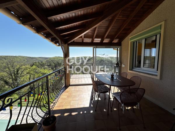 MAISON À VENDRE DE 7 PIÈCES DE 143,00 M²
