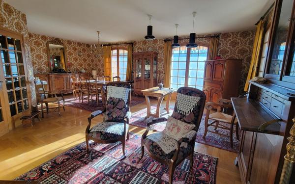 Maison à vendre    6 pièces •  Serres