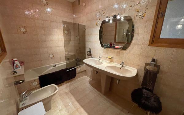 Maison à vendre    6 pièces •  Serres