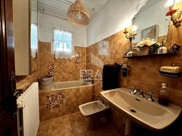 LES PENNES MIRABEAU - Maison T5 sur parcelle 534m2 avec piscine et sous sol