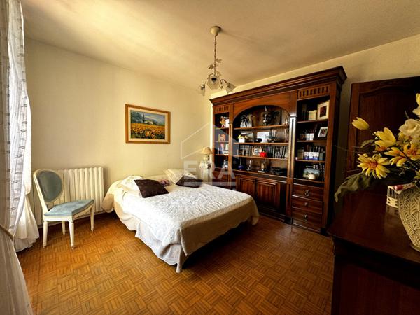 LES PENNES MIRABEAU - Maison T5 sur parcelle 534m2 avec piscine et sous sol