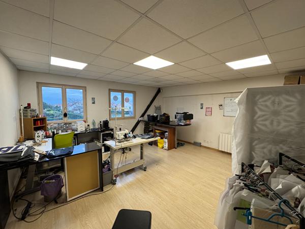 Entrepôt / local industriel 110 m2