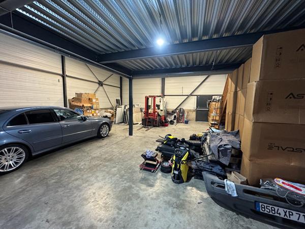 Entrepôt / local industriel 110 m2