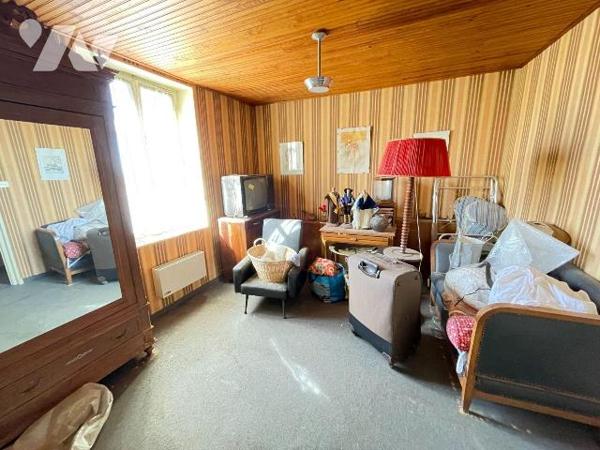 A vendre - Manosque (04) - Alpes de Haute Provence: Immeuble de rapport nécessitant des travaux...