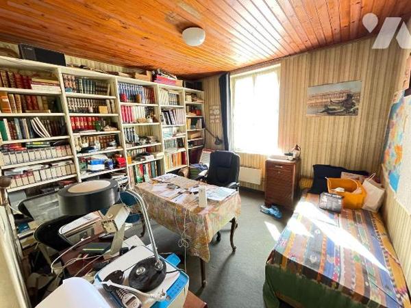 A vendre - Manosque (04) - Alpes de Haute Provence: Immeuble de rapport nécessitant des travaux...