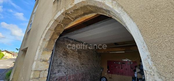 Garage fermé avec potentiel d'extension - à vendre à Mouchard (39330)