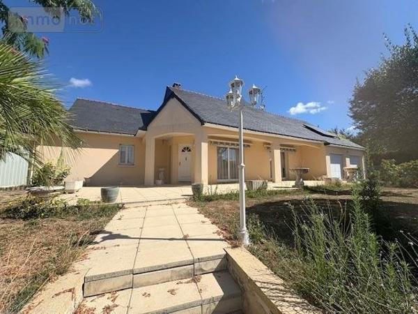 Maison à vendre à Distré dans le Maine-et-Loire (49400), ref : 49105-898