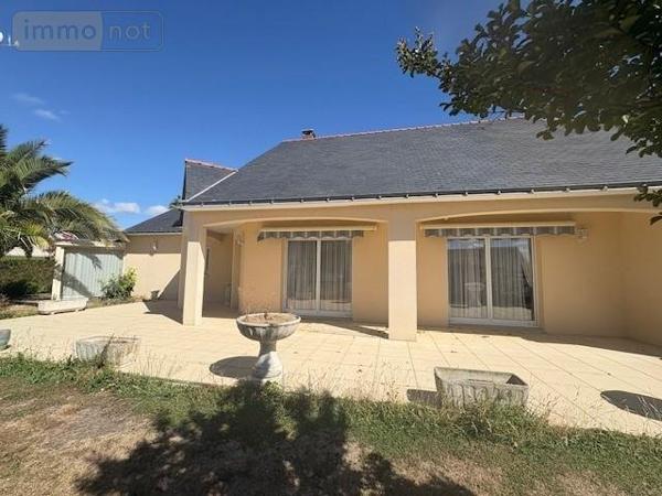 Maison à vendre à Distré dans le Maine-et-Loire (49400), ref : 49105-898
