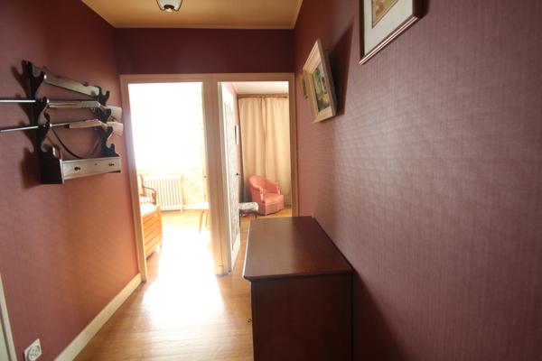 Bourbon-Lancy (71140) Maison de ville à Vendre proche commodités