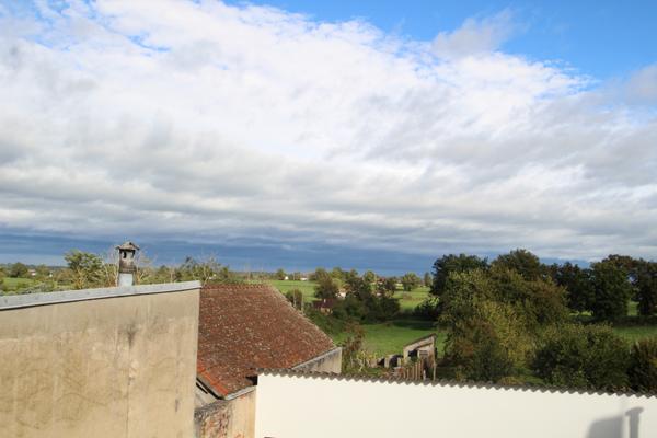 Bourbon-Lancy (71140) Maison de ville à Vendre proche commodités
