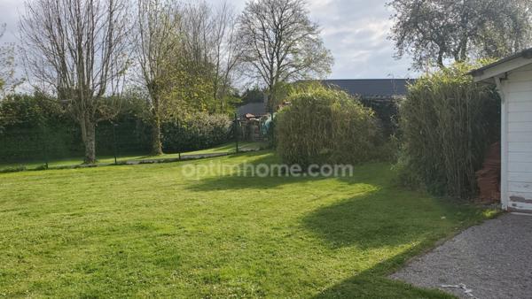 CORPS DE FERME RENOVE 255 M² GARAGES BOXES JARDIN