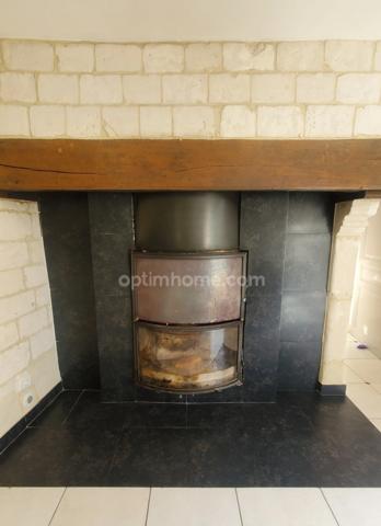 CORPS DE FERME RENOVE 255 M² GARAGES BOXES JARDIN