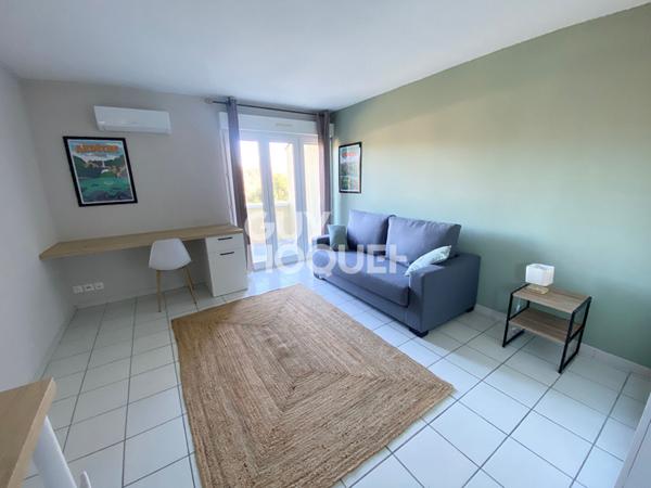 Studio meublé avec terrasse et stationnement, Idéal jeunes actifs et étudiants !