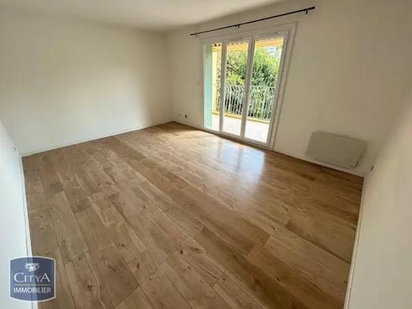 Appartement à louer 3 pièces 66.88m² Six-Fours-les-Plages (83140)