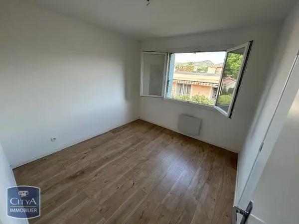 Appartement à louer 3 pièces 66.88m² Six-Fours-les-Plages (83140)