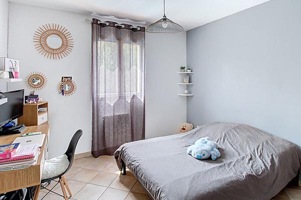 A VENDRE en EXCLUSIVITE a DRAGUIGNAN - Maison de plain pied avec PISCINE et GARAGE