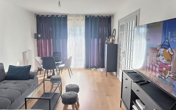 Appartement à vendre    4 pièces • 76,52 m2 Marseille 14