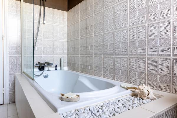 Appartement T3 77 M² + STUDIO 27 M² + JARDIN 120 M²