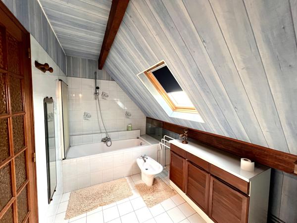 Gagny (93220) Maison avec grand jardin et garage