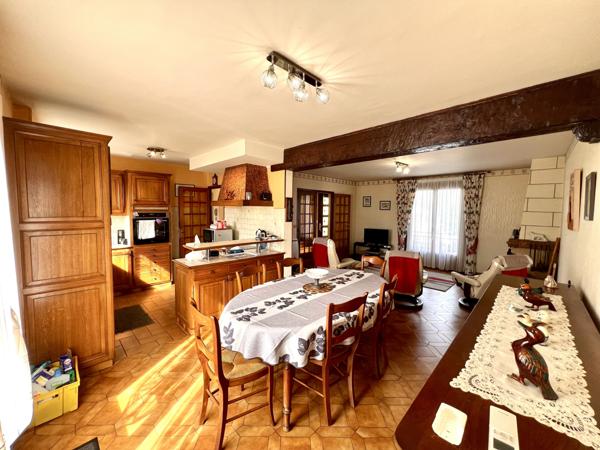 Gagny (93220) Maison avec grand jardin et garage