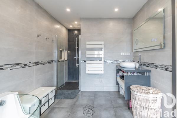 Maison à vendre 7 pièces 147 m² Hettange-Grande